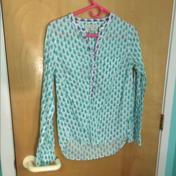 J. Crew printed top with contrast collar size 6