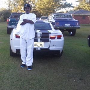 Meet your Posher, Bennie