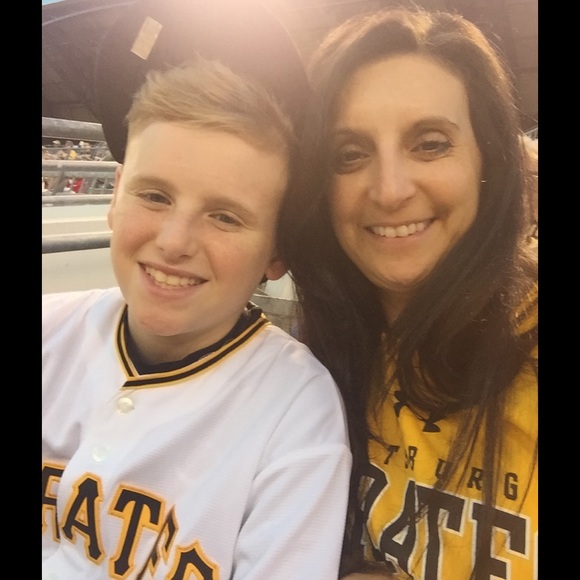 Meet your Posher, Amy - Picture 1 of 1