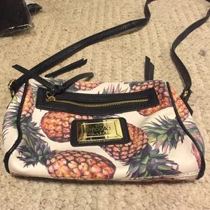 Crossbody purse