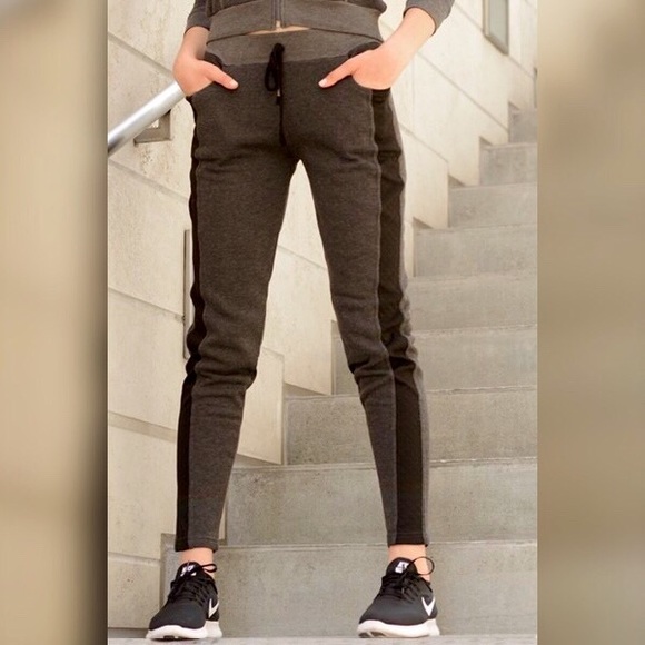 **NWT** Active Wear Pants & Zip-Up Jacket - Picture 3 of 4