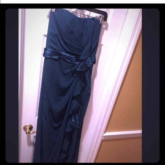 David's Bridal Gown - Picture 3 of 4