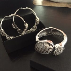 Snakeskin clip open bracelet ad large hoops