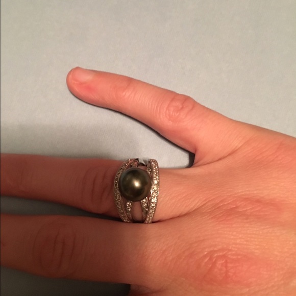 Tahitian Black Pearl Diamond Ring - Picture 2 of 2