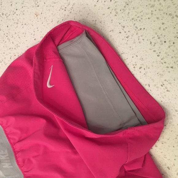 YL nike running shorts - Picture 2 of 2