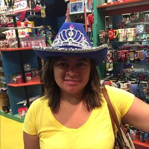 Meet your Posher, Carol