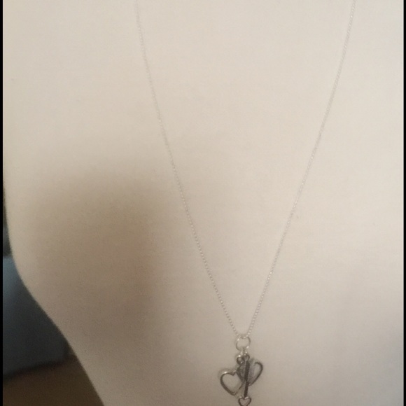 🔥 Beautiful🔥 Genuine Sterling heart arrow necklace