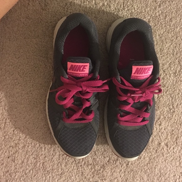 Nike Running Tennis Shoes