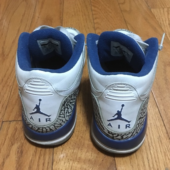 Air Jordan retro 3 (True Blues)