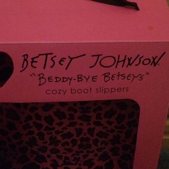 Boot Slippers - Picture 4 of 4