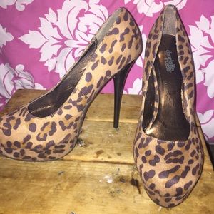 Women's high heel platform shoes