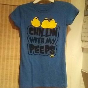 Chillin with my peeps tee