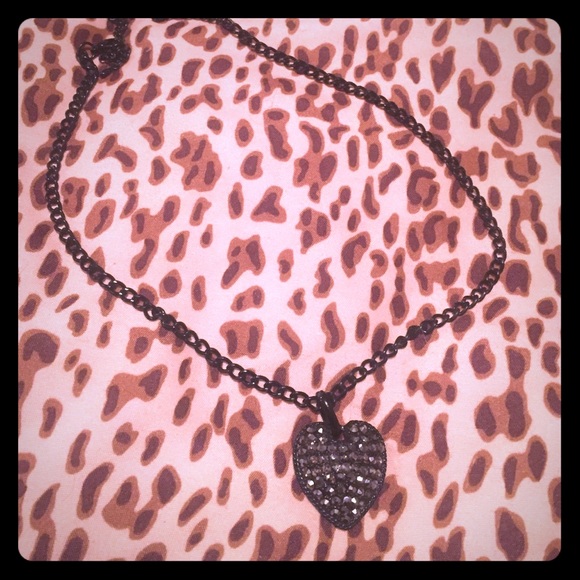 Black and gray rhinestone heart necklace