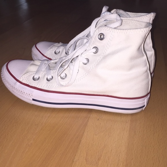 NWOT White Converse