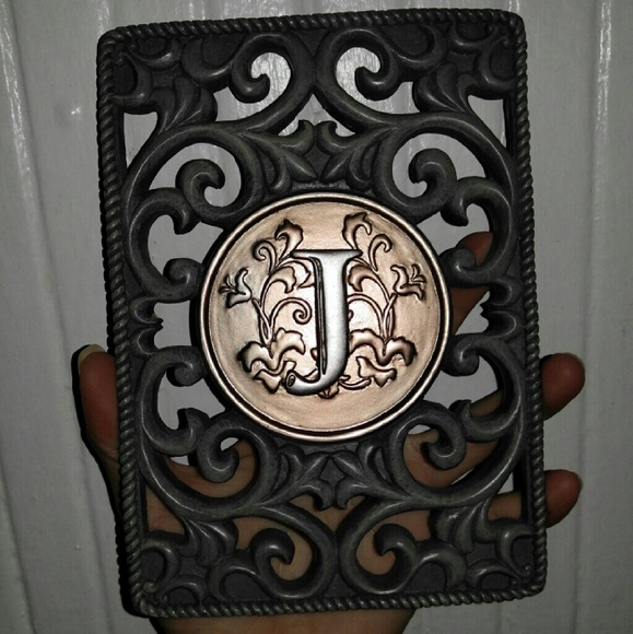 🅹 Wall Decor - Picture 3 of 3