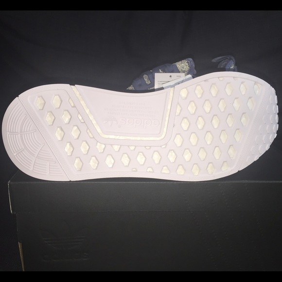 ADIDAS NMD R1W Tech Ink - Picture 3 of 4