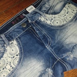 No Boundaries Jean/crochet shorts