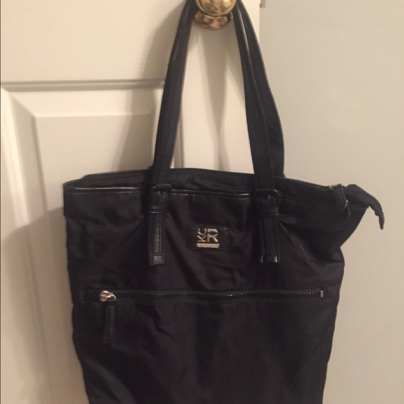 Black Kenneth Cole bag great condition