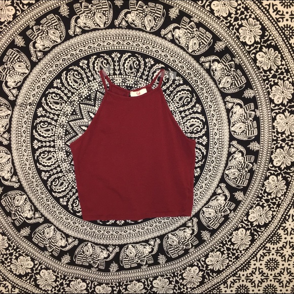 Red fabric halter top with open back design 👼🏼