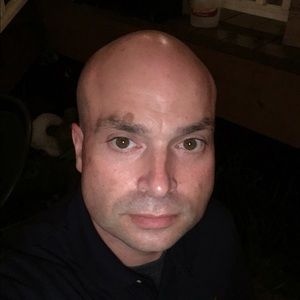 Meet your Posher, Michalis