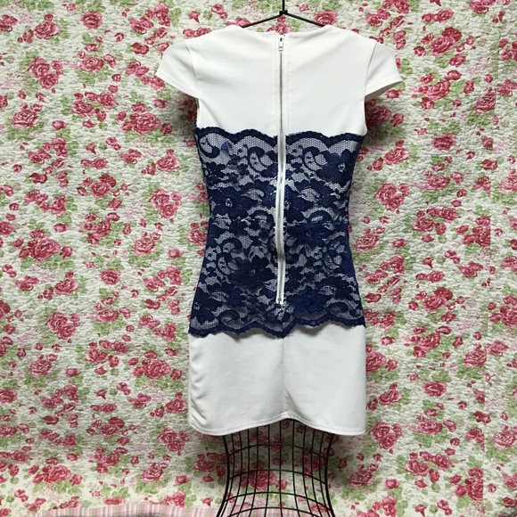 Dress. Size. XS - Picture 2 of 4