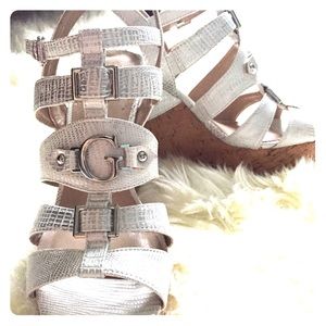 Guess wedges