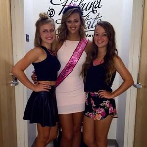 Meet your Posher, Sabrina