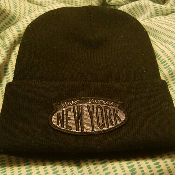 Marc Jacobs hat