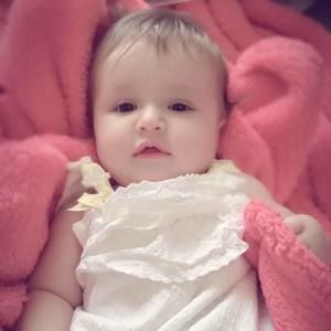 Meet your Posher, Zara mustafa