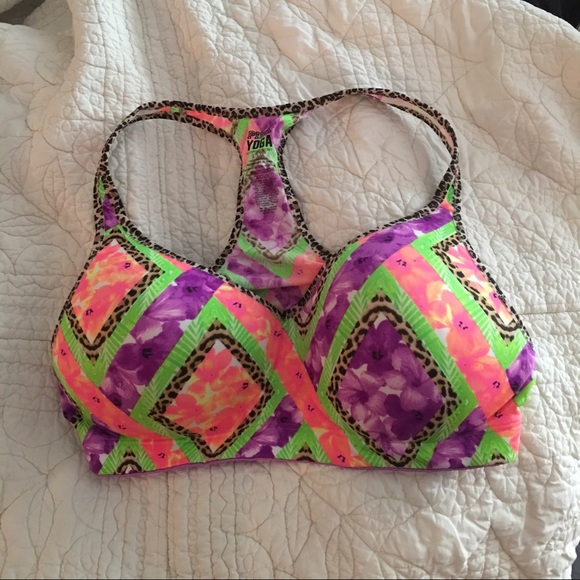 Vs pink yoga