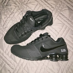 🚫 SOLD 🚫Black SHOX & Red/Grey Nike SHOX (2 pair)