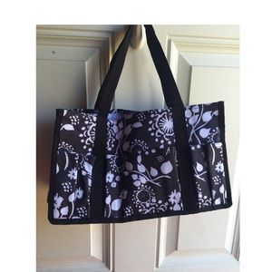Thirty One tote - Retired print Black Parisian Pop