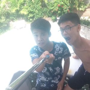 Meet your Posher, Bon