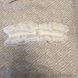 Victoria's Secret White lace garter 🔥💋🔥