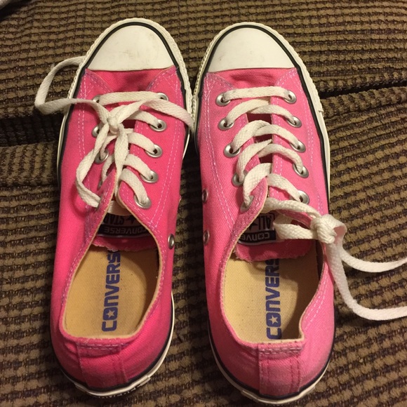 Pink Converse All Star
