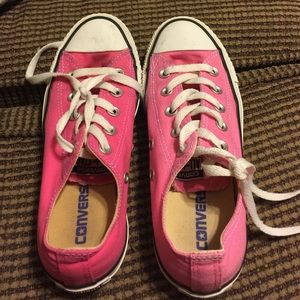 Pink Converse All Star