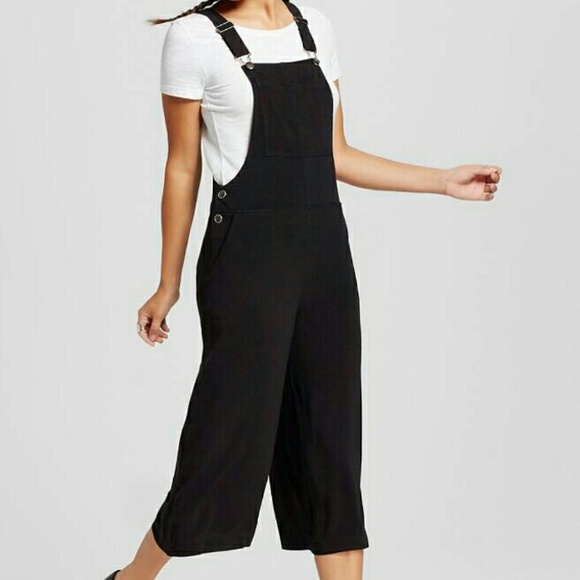 Topshop Pants - NWT black overall jumpsuit