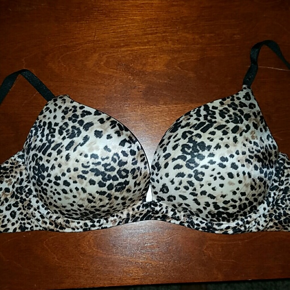 Victoria Secret 32C Leopard Print Bra