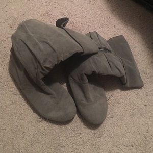 Grey slouchy flat boots