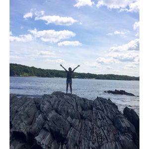 Meet your Posher, Jenessa