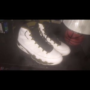 Militia retro Jordan 9s