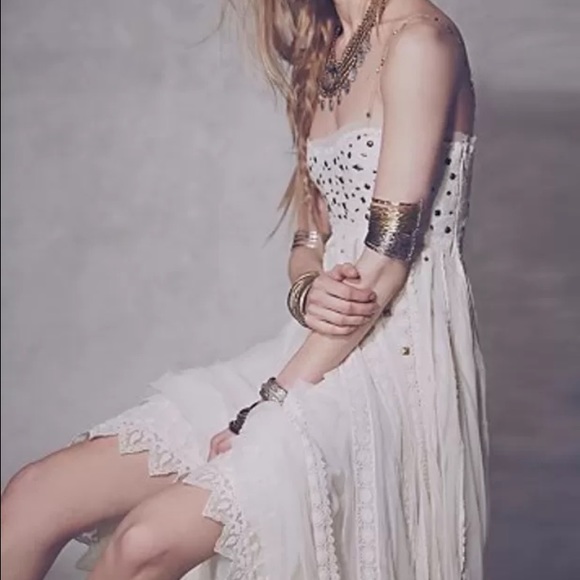 ISO FREE PEOPLE DRESS