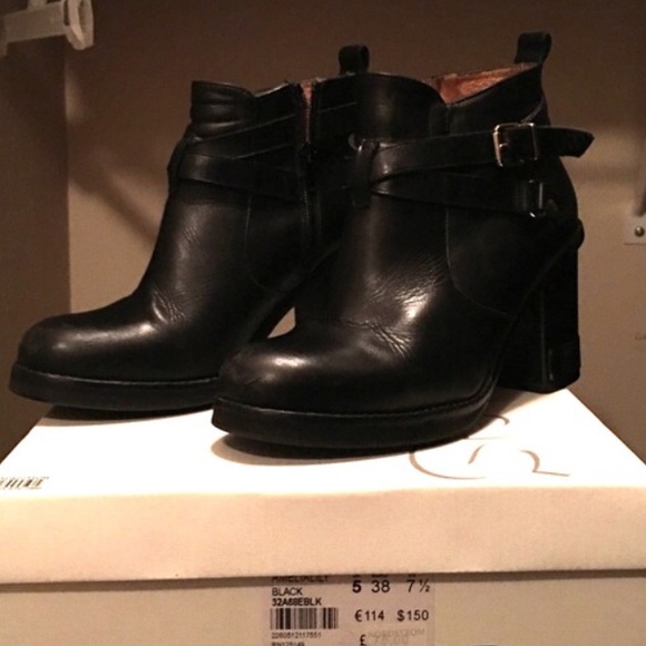 Topshop Amelia Lilly Black Leather Booties