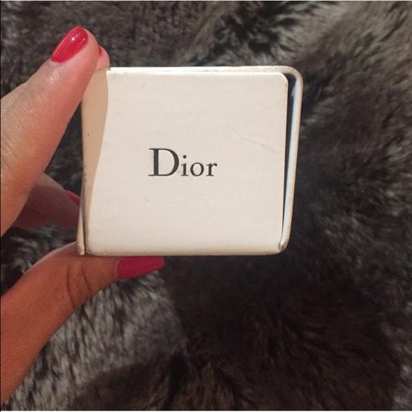 Sunglasses - Picture 4 of 4