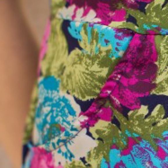 JUNIEblake dress- Allison dress - Picture 3 of 3