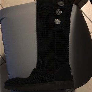 Black Uggs