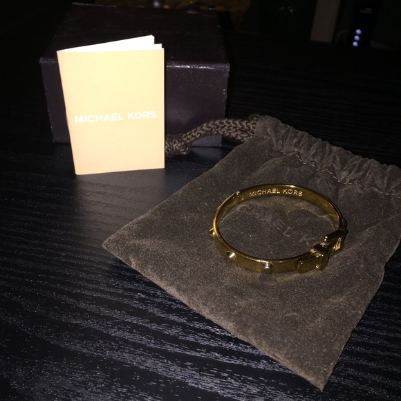 Gold Michael Kors bracelet