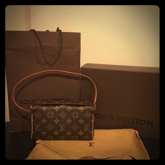LV hand bag - Picture 1 of 4