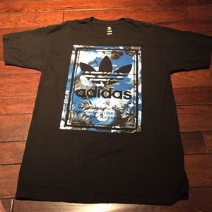 Adidas large black graphic t-shirt