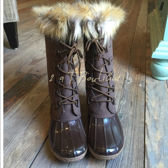 LAST PAIR! Faux fur Duck Boots - Picture 2 of 4